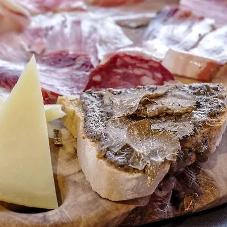 Ristorante Il Terziere 호텔 트레비